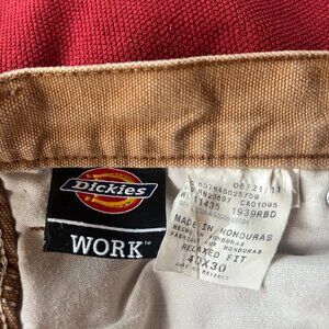 2011 Dickies Relaxed Fit Duck Jeans. Style W241. 40x30